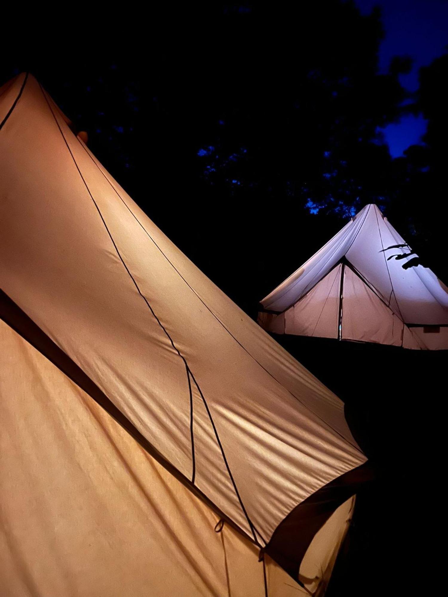 Le Travers Ajoux - Camping Gite Evenement Exteriör bild
